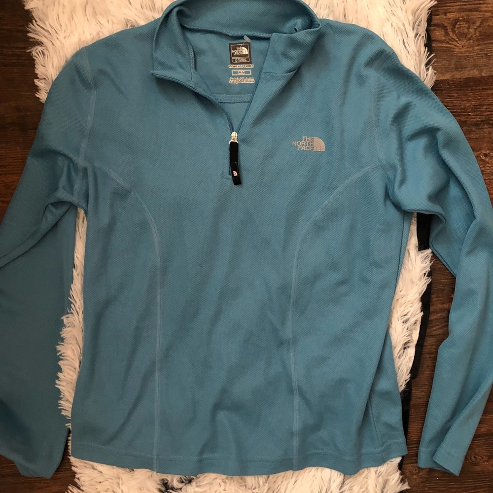 North face pullover